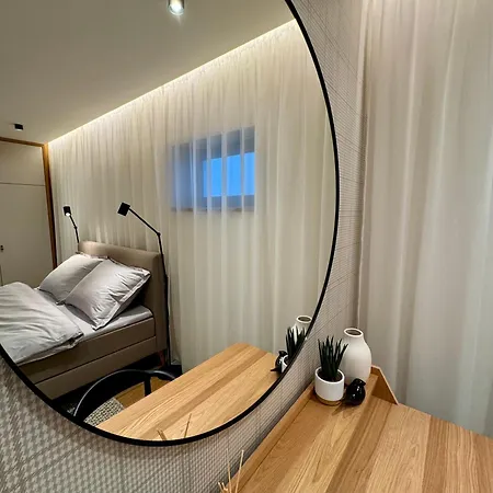 Bedrichov 396